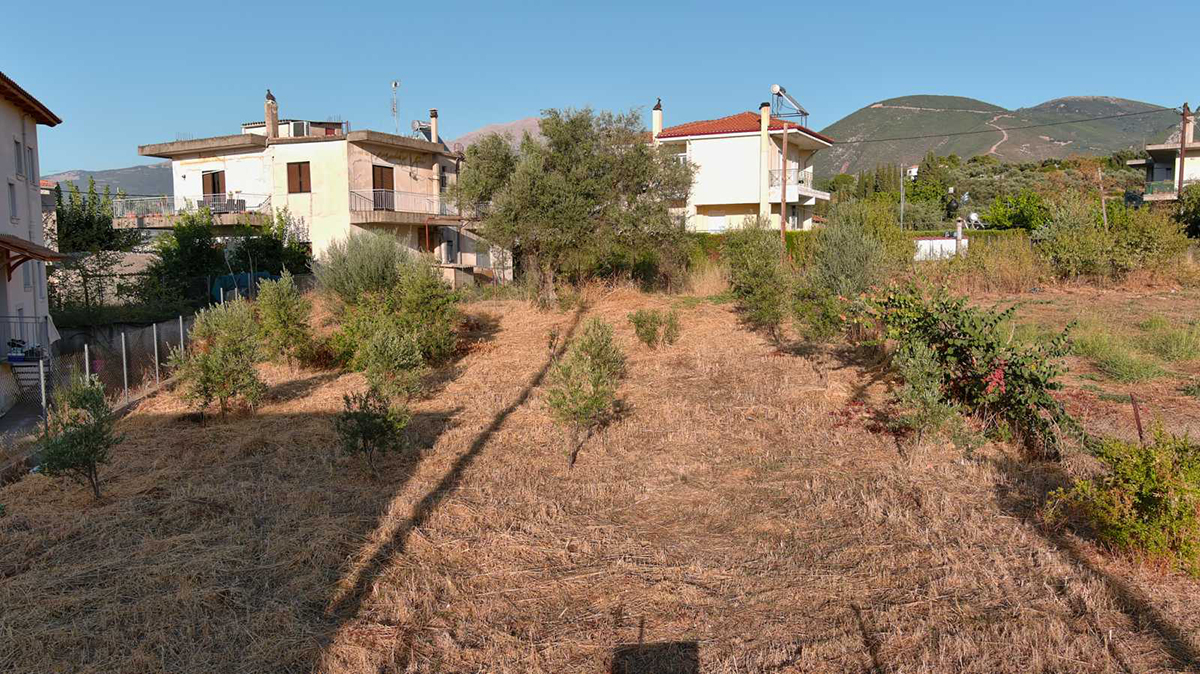 oikopedo-pros-polisi-patra-achaia-1
